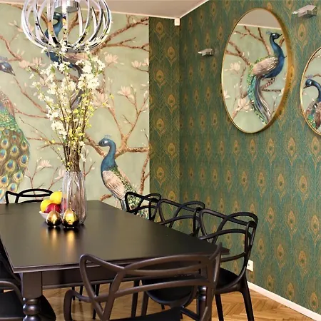 4 Bedroom With Sauna And 2 Bathroom Apartmán