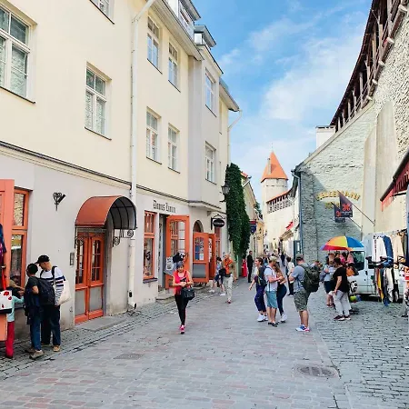 4 Bedroom With Sauna And 2 Bathroom Lägenhet